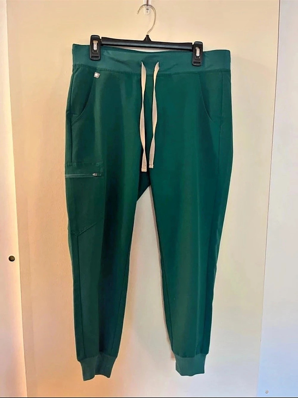 FIGS Zamora Jogger Green Scrub Pants Size Medium